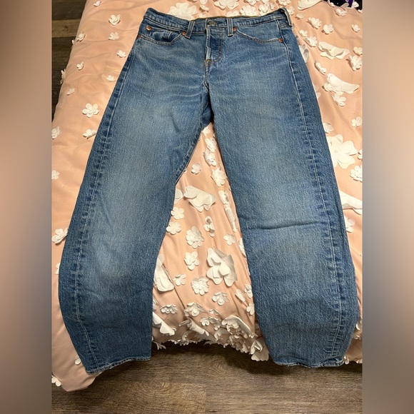 Levi’s wedgie jeans - Picture 1 of 6